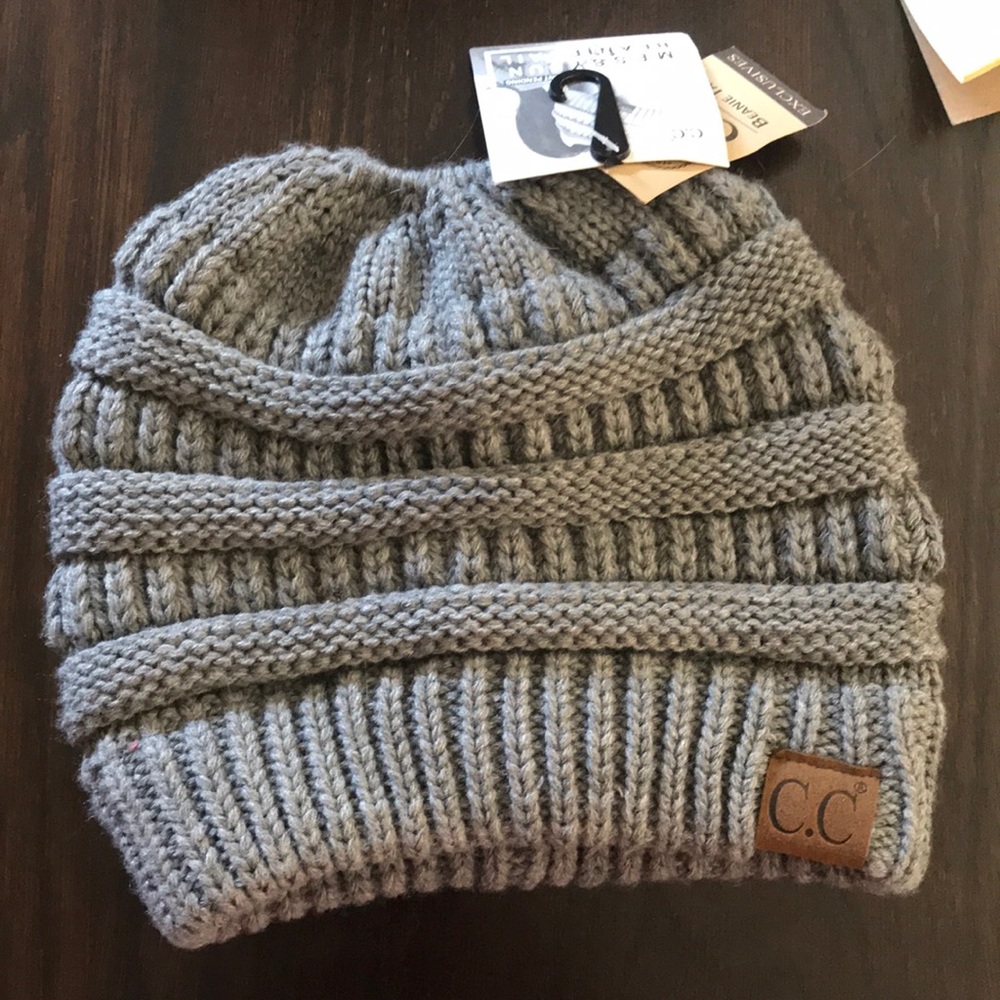 beanie tail